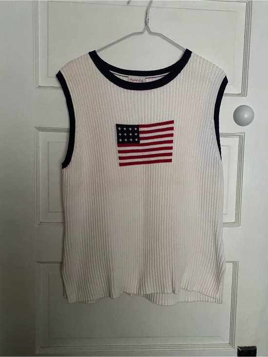 Tops - Cream Ribbed Sleeveless Knit Tank with Flag Motif